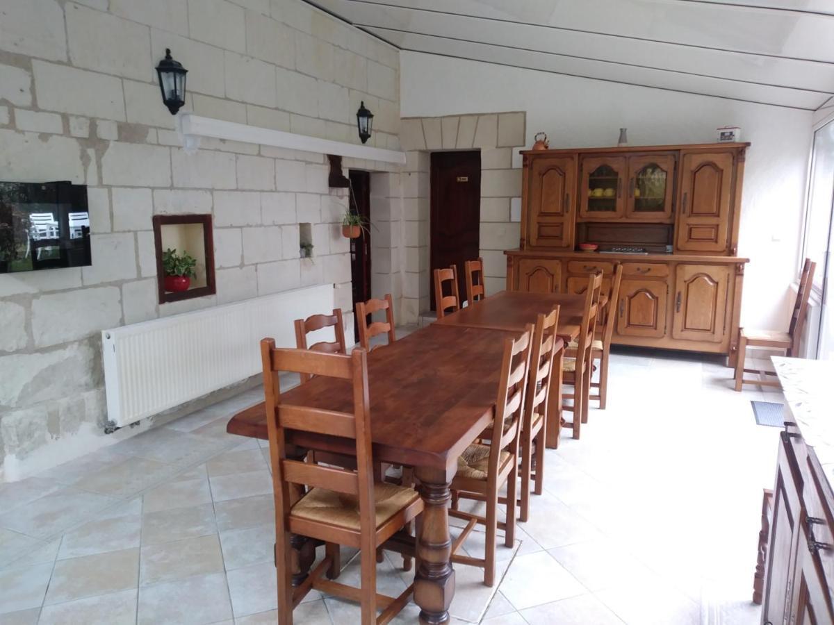 Gite Les Hautes Mougonnieres Neuil Buitenkant foto